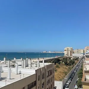 https://amplio-y-luminoso-apartamento-a-1-min-de-la-playa.es-andalucia.com